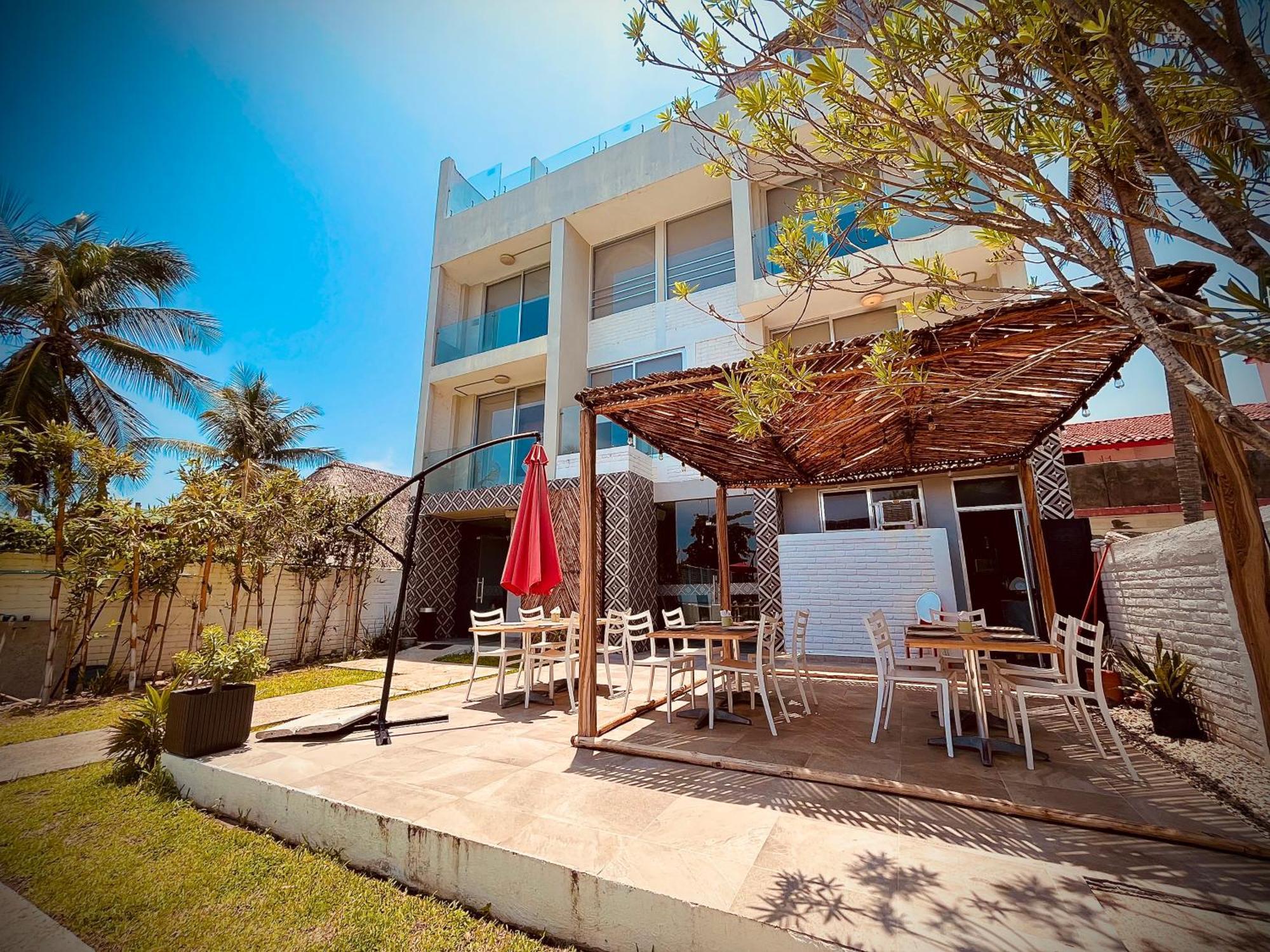 Hotel "Casa Mangata" Puerto Arista Eksteriør billede
